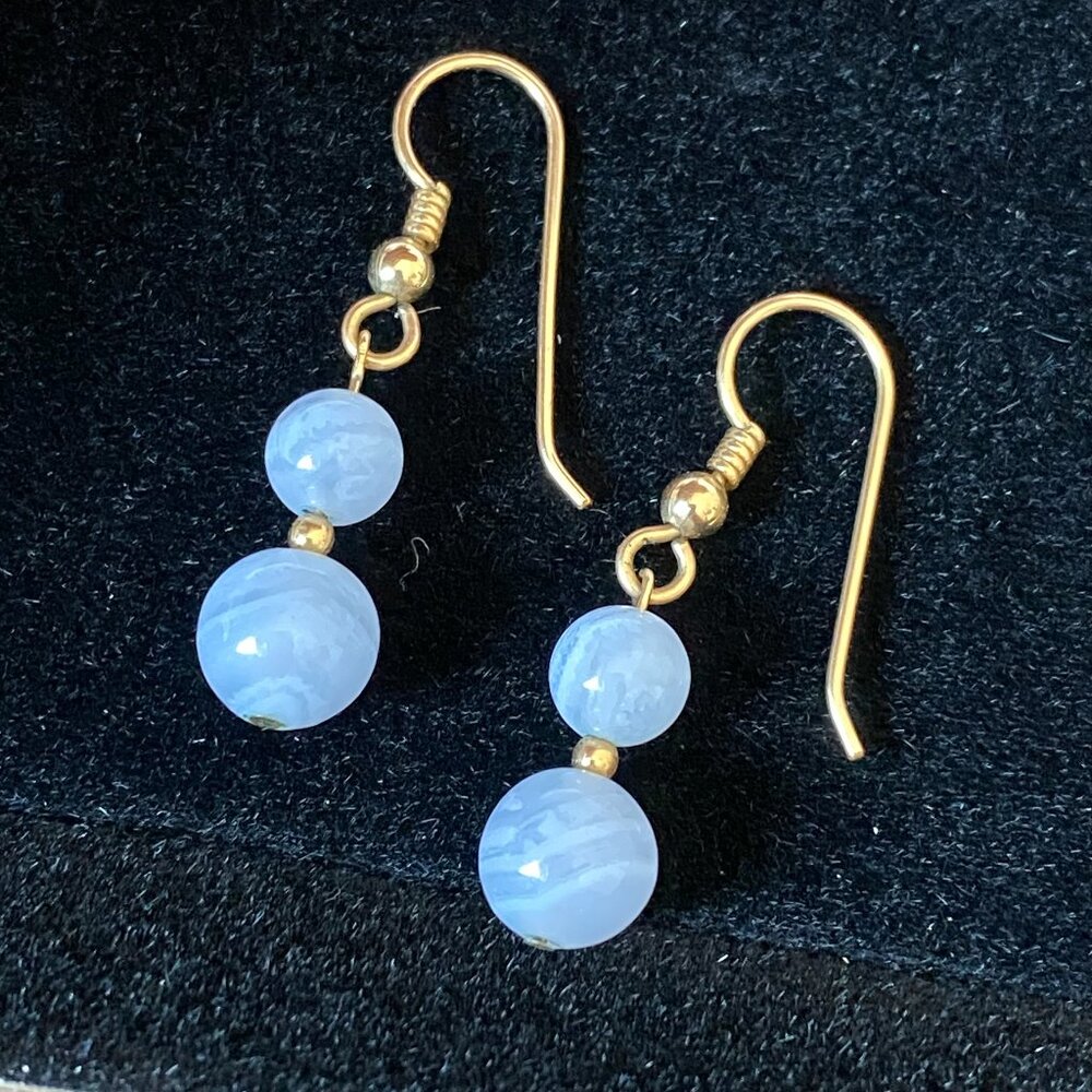 Vintage Blue Lace Agate Dangle Earrings - Picture 4 of 14
